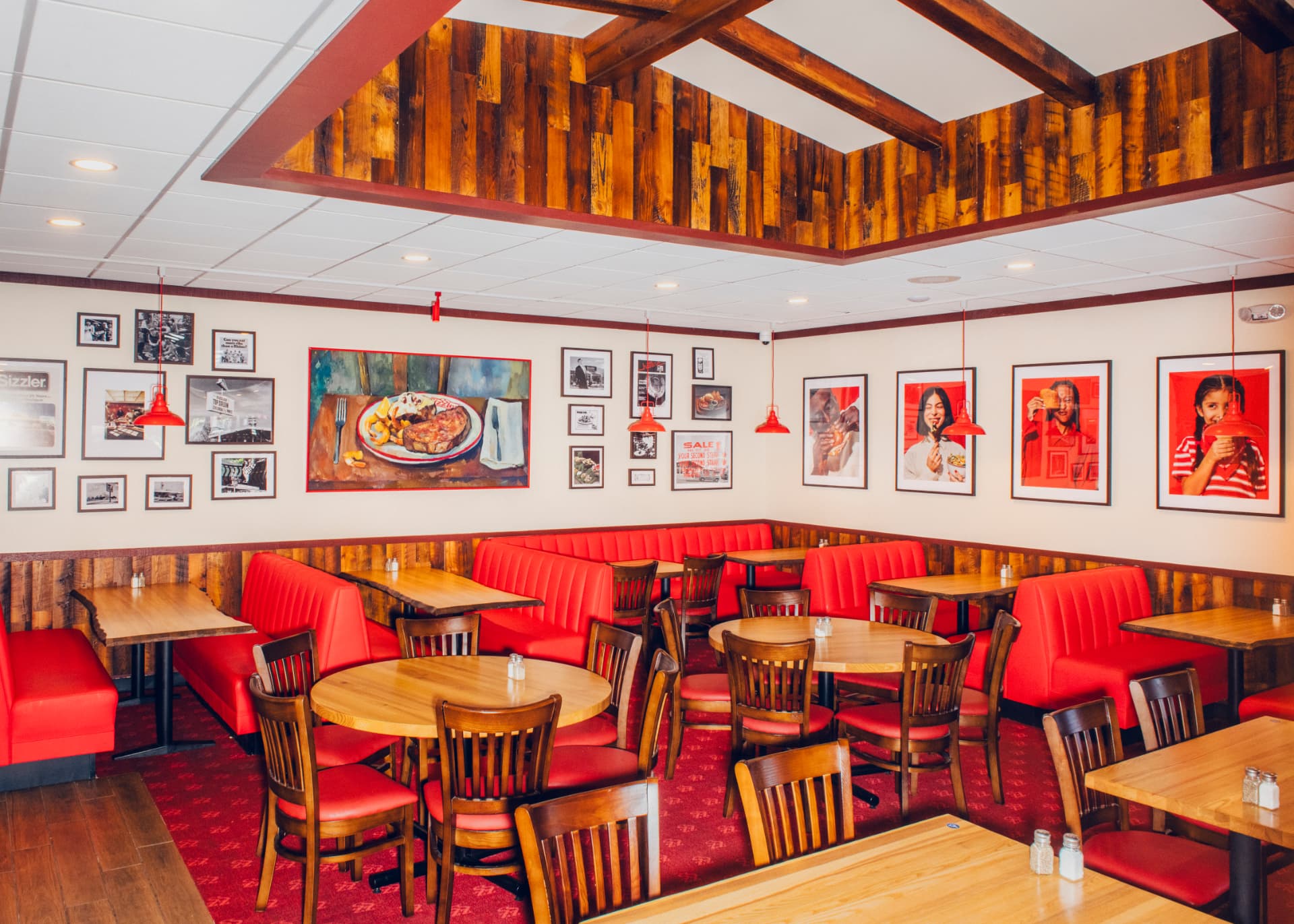 Restaurant dining room furnished with Missouri Table and Chair furniture